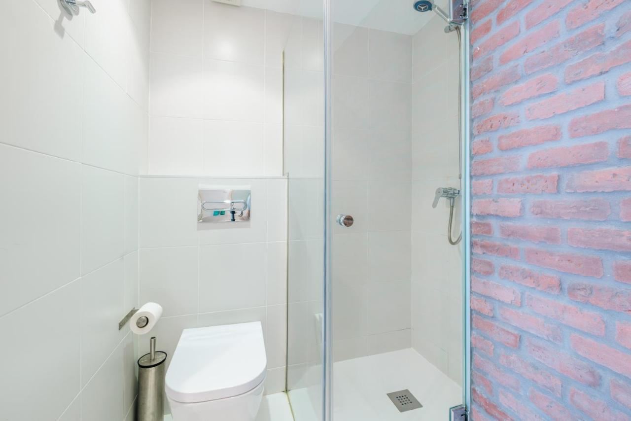 Appartement Amazing Flat 5 Balconies In Chueca - Gran Via à Madrid Extérieur photo