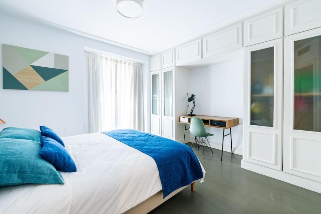 Appartement Amazing Flat 5 Balconies In Chueca - Gran Via à Madrid Extérieur photo